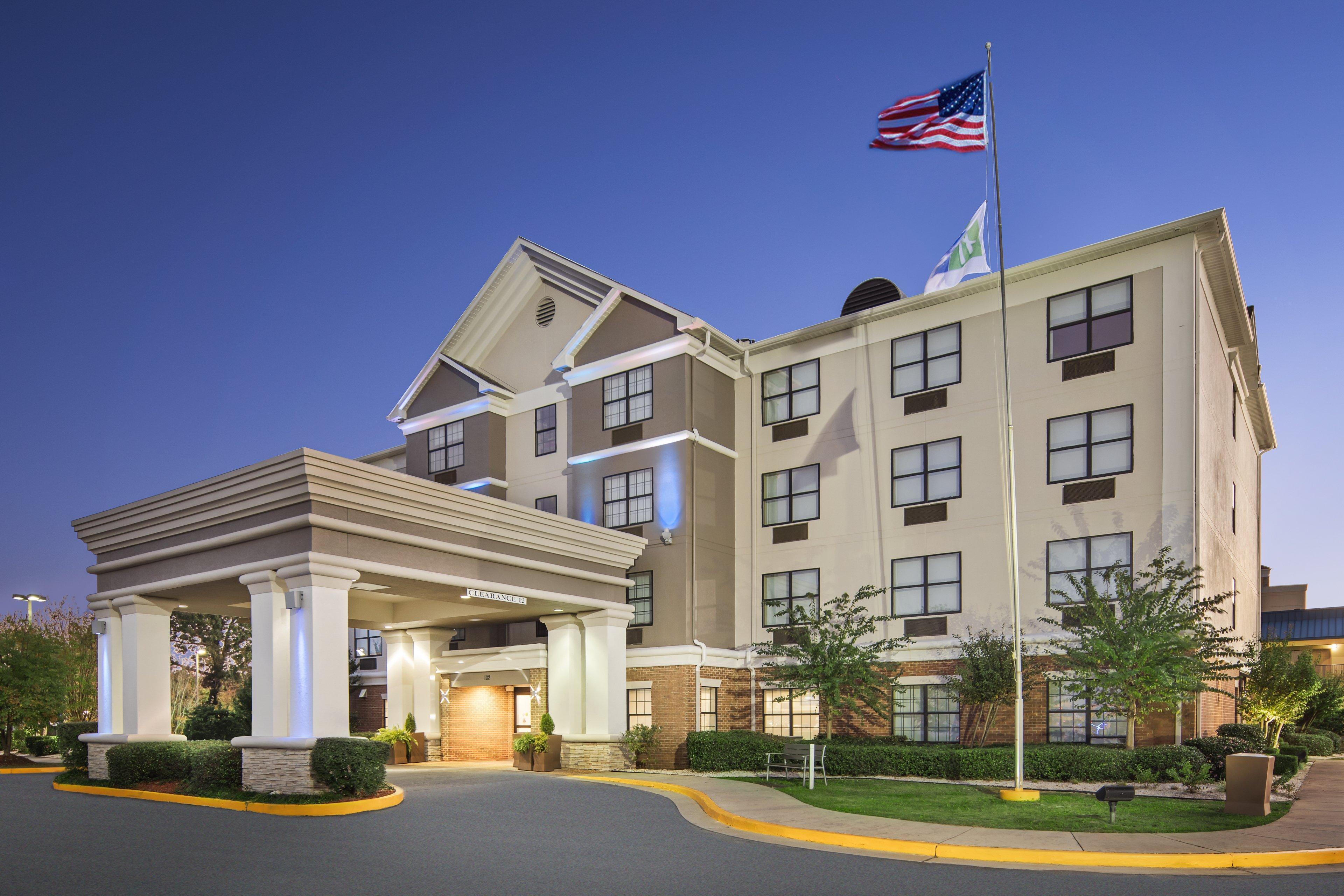 Holiday Inn Express Hotel & Suites Byron By Ihg Exterior foto