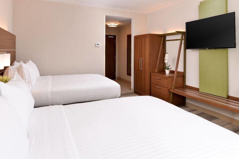 Holiday Inn Express Hotel & Suites Byron By Ihg Exterior foto