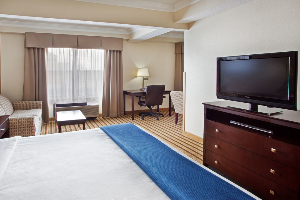Holiday Inn Express Hotel & Suites Byron By Ihg Exterior foto