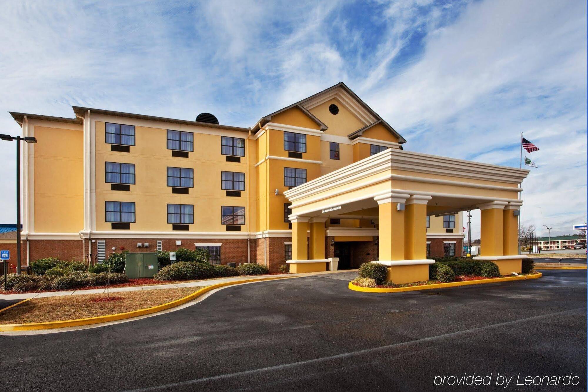 Holiday Inn Express Hotel & Suites Byron By Ihg Exterior foto